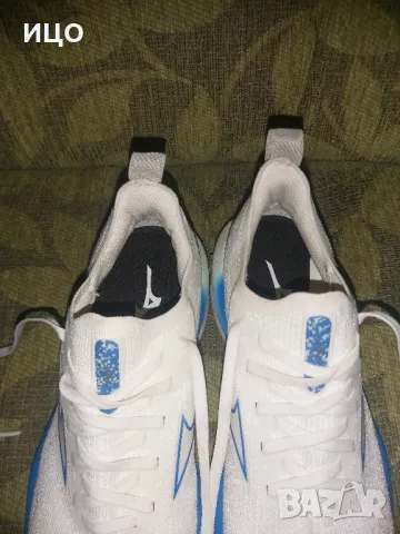 Дамски маратонки Mezuno Wave neo wind, снимка 7 - Маратонки - 47397760