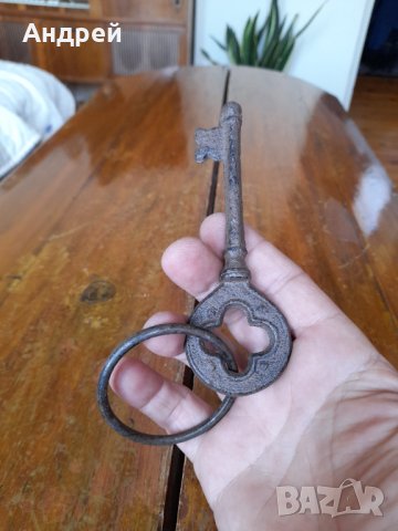 Стар метален ключ #5, снимка 2 - Други ценни предмети - 41935910