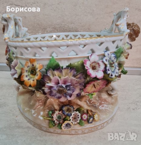 Дрезденска порцеланова фигура Повдигната фруктиера, снимка 8 - Декорация за дома - 39609695