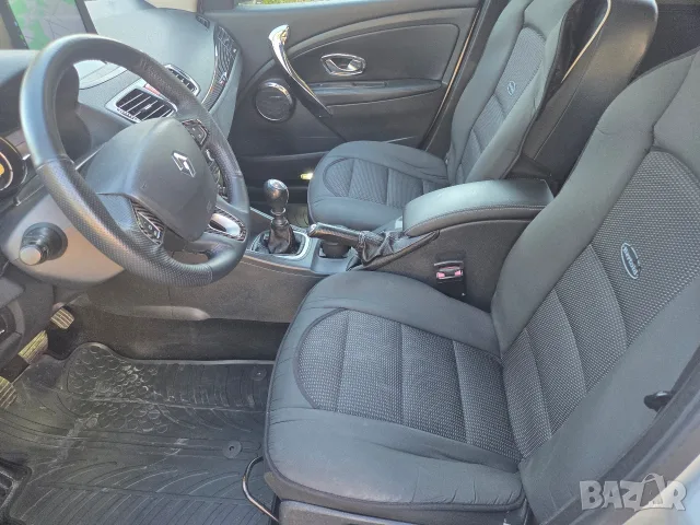 Renault Megane 3 1.5 dci Уникат , снимка 13 - Автомобили и джипове - 55967169