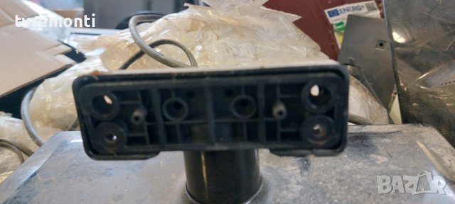 телевизор Crown  модел 19C01 оригинална стойка, снимка 2 - Стойки, 3D очила, аксесоари - 42266738