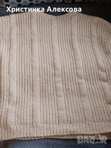 Вълнен пуловер, снимка 5 - Пуловери - 53301874