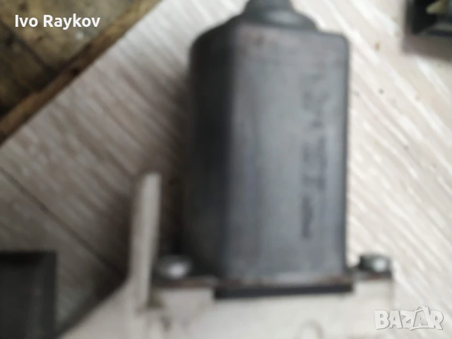 Преден десен стъклоповдигач Audi A6 , 24055440, снимка 6 - Части - 51221625