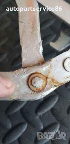 Дясна панта на предния капак за KIA Opirus 3.5 (2006), снимка 3 - Части - 53273572