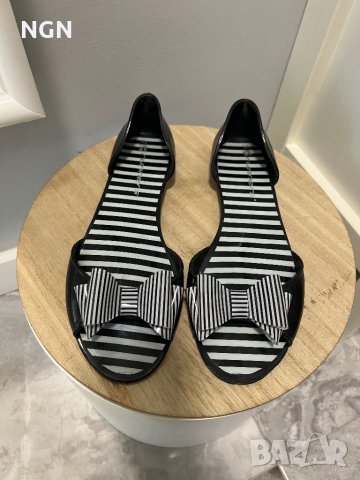 Модерни силиконови сандали. Топ цена само 15.00 лева., снимка 1 - Сандали - 41481052