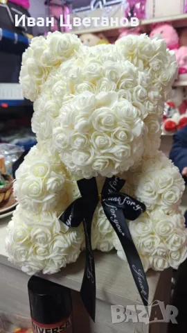 Мече от рози, 25см с подаръчна кутия в 3 цвята, снимка 2 - Други стоки за дома - 48568387