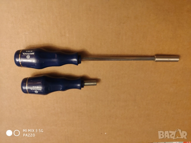 roebuck ратчет отвертка с 7битове и 18 броя вложки . BRITOOL 2броя качествени отвертки за битовe , снимка 3 - Отвертки - 52929268