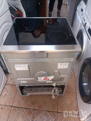 Иноксова свободно стояща печка с керамичен плот Сименс Siemens с две години гаранция!, снимка 6 - Печки, фурни - 53080949