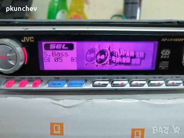 Авомобилно радио с CD JVC KD-LH1000R, снимка 3 - Аксесоари и консумативи - 44144314