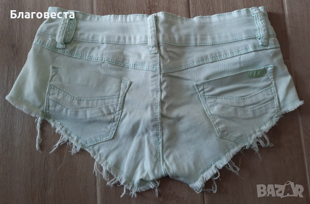 Дамски къси панталони- Цената е за двата чифта, снимка 5 - Къси панталони и бермуди - 53734190