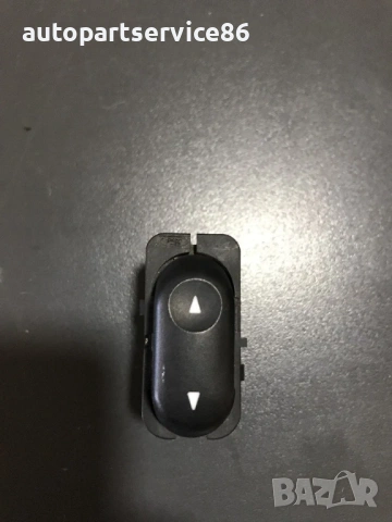 Бутон за прозорец за задна врата за Mazda Tribute RHD (2003) E1006637YA