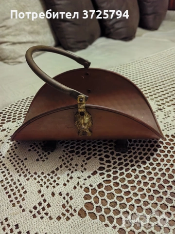 Медна кошница за дърва, снимка 3 - Антикварни и старинни предмети - 53375647