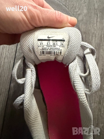 Дамски маратонки Nike, оригинални! , снимка 6 - Маратонки - 49693561