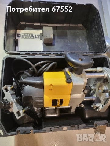 Оберфреза Dewalt DW626 комплект, отлично състояние 2300W, 8 и 12мм., снимка 9 - Други инструменти - 49765094