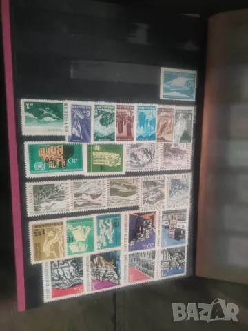 Продавам албум с пощенски марки, снимка 9 - Филателия - 48406918
