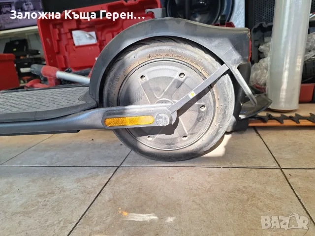 Тротинетка Segway Ninebot F2 Plus, снимка 3 - Скутери и тротинетки - 55752595