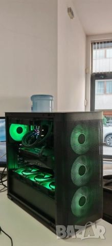 Продавам Мощни Геймърско РС Ryzen 7 7700X/48Gb D5/1Tb WD Black/GB RTX 3080 10Gb 320bit/Гаранция