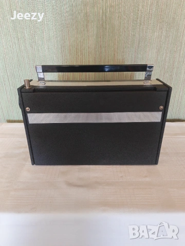Blaupunkt Supernova – Немско транзисторно радио, снимка 4 - Радиокасетофони, транзистори - 53657388
