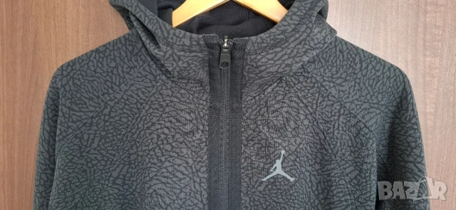 JORDAN Оригинален детски комплект (горнище и долнище) 12-14 г, снимка 4 - Детски комплекти - 50835195