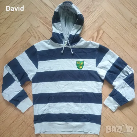 Суичър на Норич (официален продукт на клуба)