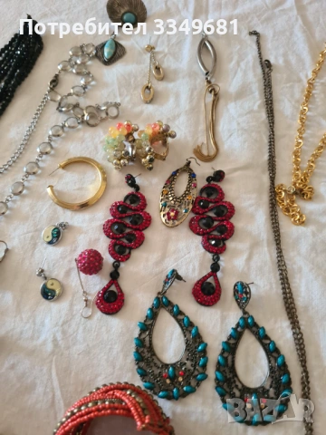 Продавам стари бижута от онуй време, снимка 4 - Колекции - 53654734