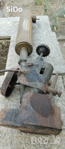 Бензинов поялник от 1980г за запояване на улуци по покривите на къщи,вили и други постройки, снимка 3 - Ремонти на покриви - 50786160