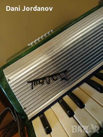 Акордеон, снимка 2 - Антикварни и старинни предмети - 53485562