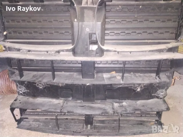 Всмукател ,Въздушен Грил за BMW X5, F15, F85 , 51648738166, снимка 2 - Части - 48394249