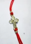 Гривна от червен конец и сребърно кръстче проба 925, снимка 1