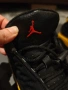 Детски баскетболни маратонки Jordan 13 Retro черно и жълто оригинални, снимка 6