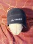 Продавам чисто нова черна лека и топла поларена шапка Vaude полар 200. Шапката добре покрива и ушите, снимка 1 - Шапки - 44385308