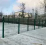 Ограда. Метални оградни пана и колове. Мрежа с декорация. Врати, снимка 8