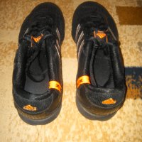 Футболни обувки Адидас Adidas  35 1/2, снимка 2 - Футбол - 37817153