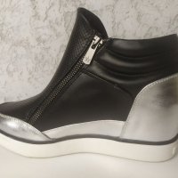 Елегантни бота с вграден нисък ток Primadona, снимка 3 - Дамски ежедневни обувки - 40108625
