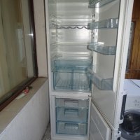 Хладилник с фризер ELECTROLUX, снимка 3 - Хладилници - 42563553