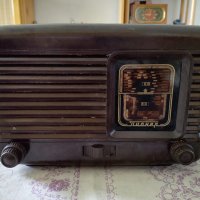 Старо радио Пионер, снимка 1 - Антикварни и старинни предмети - 41559570
