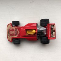 Метална количка MatchboxFormula 5000 Marlboro Version в мащаб 1:58, снимка 7 - Колекции - 39835411