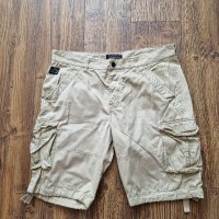 Страхотни мъжки  къси панталони  JACK & JONES  ,  размер  XL, снимка 1 - Къси панталони - 40892367