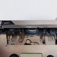 Метален Записващ Walkman Уокмен AIWA S30 Рядък висок Колекционерски модел За ремонт!, снимка 6 - Радиокасетофони, транзистори - 39815125
