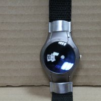 Мъжки кварцов дигитален часовник за швейцарската армия , снимка 1 - Мъжки - 35713884
