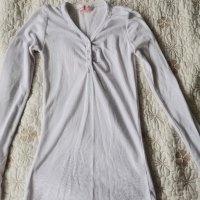 Дамска блузка нова, снимка 1 - Блузи с дълъг ръкав и пуловери - 41852674