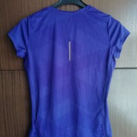 Nike Running Dri-Fit оригинална дамска лилава тениска фланелка размер М , снимка 2 - Тениски - 41628650