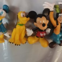 сет 4 бр Мики Маус пластмасови фигурки играчки за игра и украса торта, снимка 1 - Фигурки - 33799739