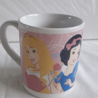 Чаша с принцеси от Disney , снимка 1 - Чаши - 36510257