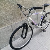 АЛУМИНИЕВ велосипед Trek 26 цола 18 скорости shimano преден амортисьор , снимка 4 - Велосипеди - 41019445