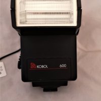 Светкавица KOBOL 600, снимка 2 - Светкавици, студийно осветление - 42133904