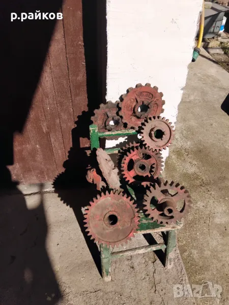 Продавам разни части и артикули за селскостопанска техника , снимка 1