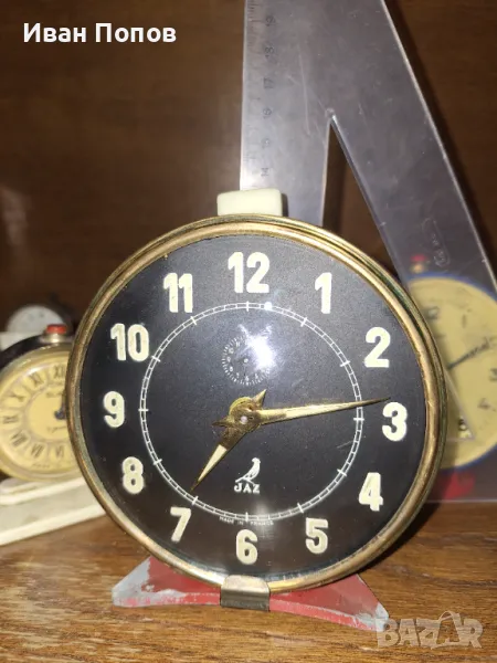 Часовник-будилник, механичен JAZ Франция голям, снимка 1