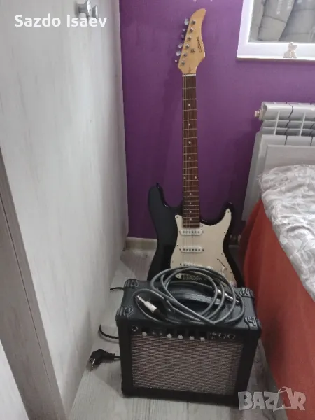 електрическа китара и кубе , снимка 1
