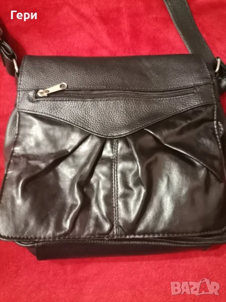 Черна чанта с много прегради, снимка 1